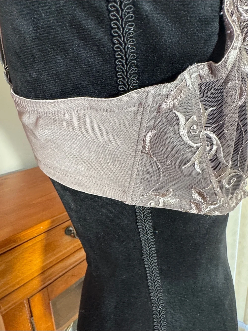 Soma Embroidered Lace Bra in Taupe Pink